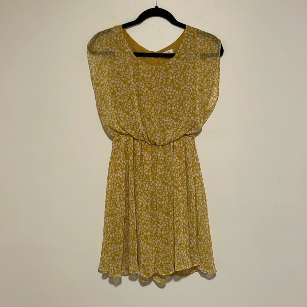 Lush Size Small Women’s Yellow Floral Dress